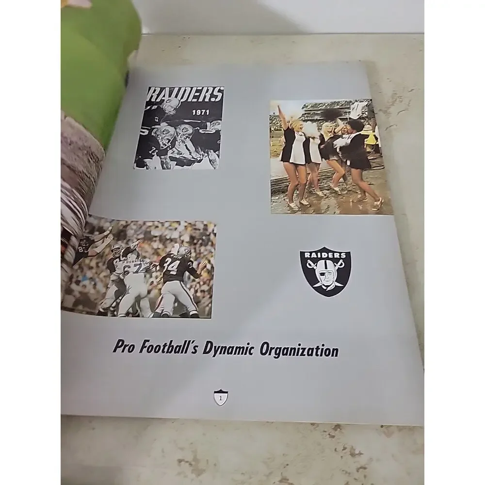 1971 OAKLAND RAIDERS vs SAN FRANCISCO 49ers Program Sept 4, 1971